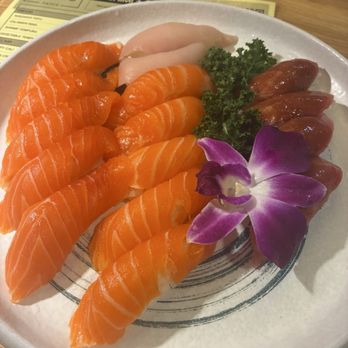Sushi Damu - Salmon Nigiri Bluefin Tuna Nigiri Yellowtail Nigiri - Sushi Bars Near Me - Tustin, California Sushi Damu - Salmon Nigiri Bluefin Tuna Nigiri Yellowtail Nigiri - Sushi Bars Near Me - Tustin, California