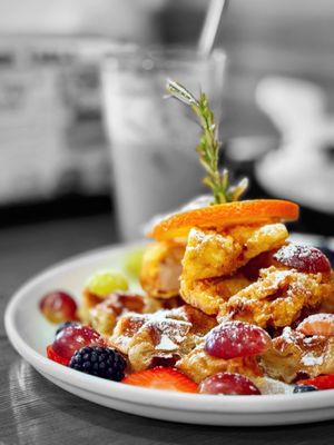 CORNER TABLE by null CORNER TABLE by null