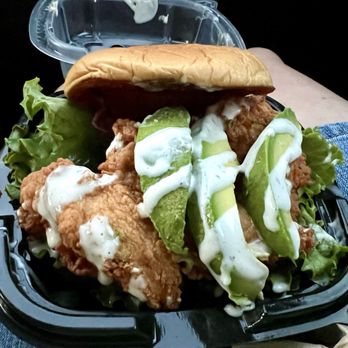 Super Chix - BacAvo Ranch Sandwich in the box - Barbeque Near Me - Newnan, Georgia Super Chix - BacAvo Ranch Sandwich in the box - Barbeque Near Me - Newnan, Georgia
