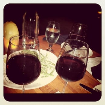 Mesa - white zifandel and string beans - Lounges Near Me - Costa Mesa, California