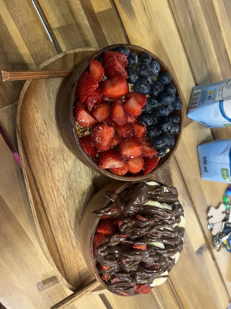 AMAZONIA ACAI Updated May 2024 C. de 15, Madrid, Spain