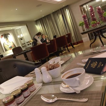 The Langham London - The Club - Hotels Near Me - London, XGL