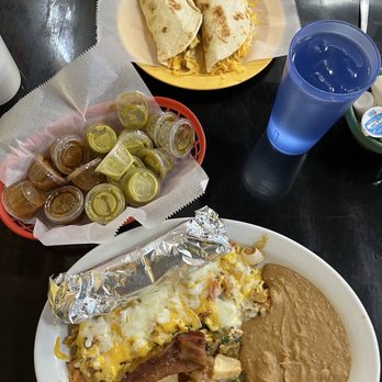 El Agave - 2 chorizo, egg, and cheese tacos, and Migas plate. - Mexican Near Me - Blanco, Texas