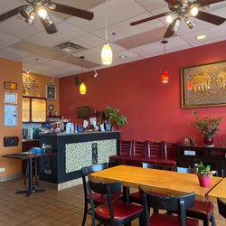 Jewel of Siam - Very clean restaurant!