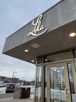 Lela by null
