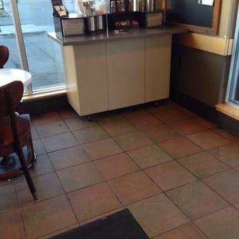 Starbucks - Serving station - Coffee & Tea Near Me - Calgary, Alberta Starbucks - Serving station - Coffee & Tea Near Me - Calgary, Alberta