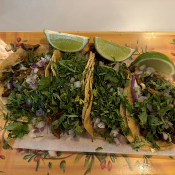 Mis 3 Tesoros - Tacos - Mexican Near Me - North Chicago, Illinois Mis 3 Tesoros - Tacos - Mexican Near Me - North Chicago, Illinois