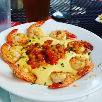 Chanticleer Eatery - Best Shrimp & Grits outside of Nola - American Near Me - Santa Rosa Beach, Florida