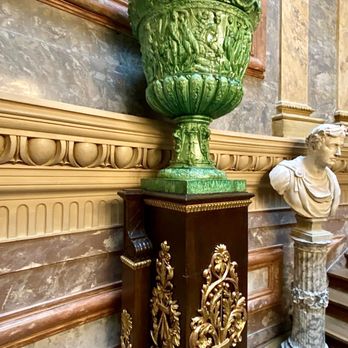 Museo Cerralbo - Museums Near Me - Madrid, M