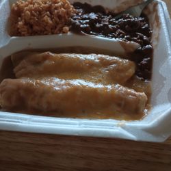 Los Toros Catering - Chicken enchilada dinner