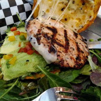 Kitchen Story - Chicken burger with salad - Breakfast & Brunch Near Me - Oakland, California