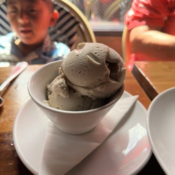Fete - New American Near Me - Honolulu, Hawaii