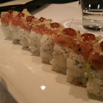 Coast - Spicy ahi tuna roll - Seafood Near Me - Vancouver, British Columbia Coast - Spicy ahi tuna roll - Seafood Near Me - Vancouver, British Columbia