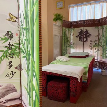 Pampered Foot - Massage Near Me - Studio City, California