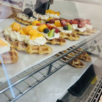 Mister Monut - Desserts Near Me - Waltham, Massachusetts