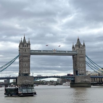 Big Bus Tours - Tower of London from the River cruise - Bus Tours Near Me - London, XGL Big Bus Tours - Tower of London from the River cruise - Bus Tours Near Me - London, XGL