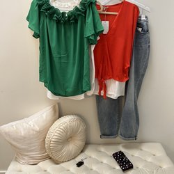 Threads Boutique - Darling dressing rooms!