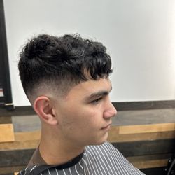 Razor's Image Barbershop  - Drop fade with curls on top