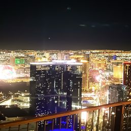 Look at that beautiful view of our enchanting city!