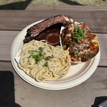 Si Baby-Q - Ribs, Queso Y Noodles, frito pie - Barbeque Near Me - Austin, Texas