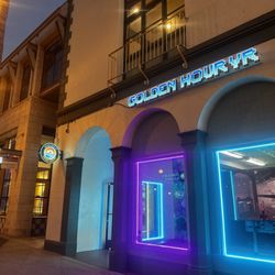 Golden Hour VR - Storefront at night