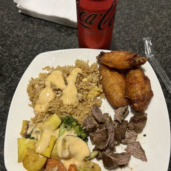 Alfredo’s Cookhouse - Hibachi rice with yum yum sauce . Hibachi vegetables and steak and thai sweet chili wings. - Breakfast & Brunch Near Me - Key Largo, Florida
