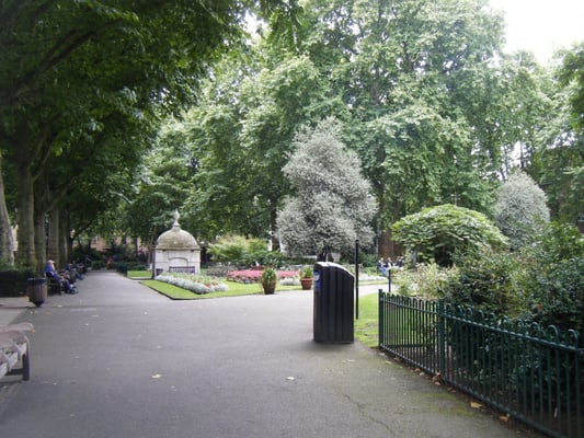 Paddington Street Gardens South by null