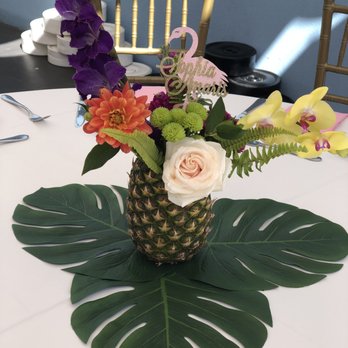 Sunshine Designs - Floral Designers Near Me