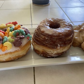 Sweetie Pies & Donuts - DELICIOUS - Donuts Near Me - Lancaster, California