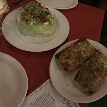 Dear John’s - Garlic bread & wedge salad - American Near Me - Culver City, California