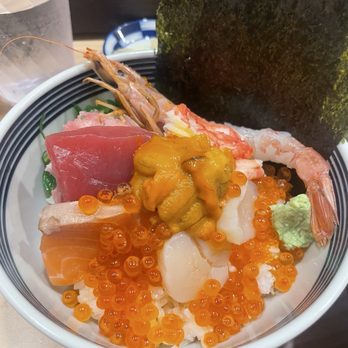 Totoya - Fukuju - Sushi Bars Near Me - Honolulu, Hawaii