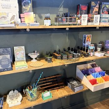 Ginger & Raven - Gift Shops Near Me - Sacramento, California Ginger & Raven - Gift Shops Near Me - Sacramento, California