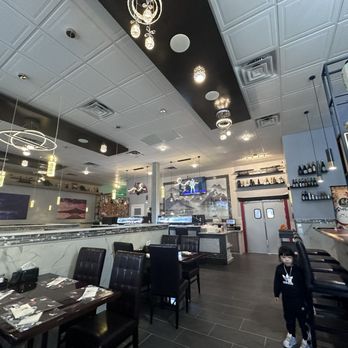 Kitsune Sushi House - Sushi Bars Near Me - Clearwater, Florida