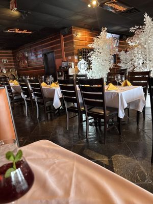 Lima Taverna by null