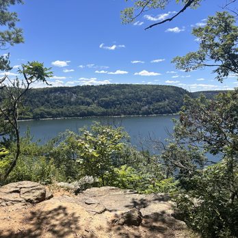 Devil's Lake State Park - Parks Near Me - Baraboo, Wisconsin
