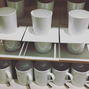 L' Estampille - La qualité incroyable de cette porcelaine translucide et qui accroche la lumière. - Tableware Near Me - Toulouse, 31