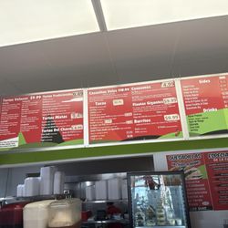 El Huarache Veloz Mexican Taqueria