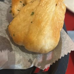 Italian Garden - Garlic knots
