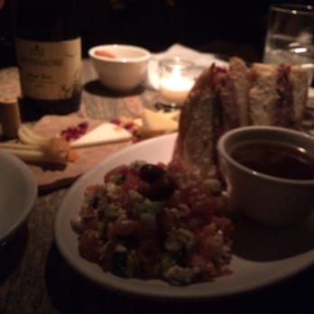 Sasha's - Wine Bars Near Me - Saint Louis, Missouri
