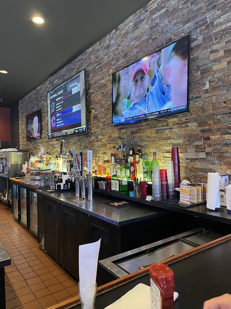 Wing Daddy's Sauce House