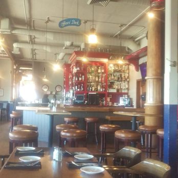 Horatio's - Bar - Seafood Near Me - San Leandro, California