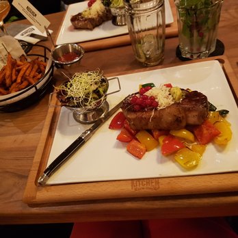 Kitchen - RUMPSTEAK VOM BLACK ANGUS RIND 250G mit typisch charakteristischem Fettrand - Bars Near Me - Esslingen am Neckar, BW