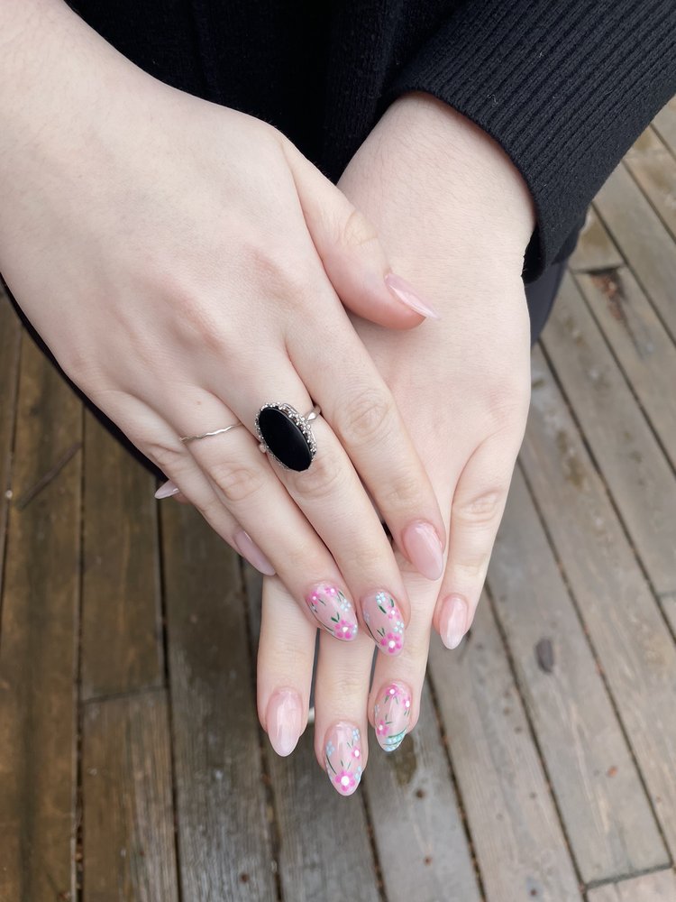 The Nail Bar & Spa Of Troy