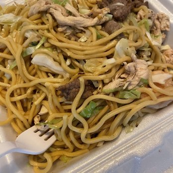 Hunan Chinese Restaurant - Combination Lo Mein - Chinese Near Me - La Pine, Oregon Hunan Chinese Restaurant - Combination Lo Mein - Chinese Near Me - La Pine, Oregon