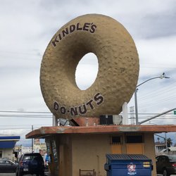 Kindle's Donuts