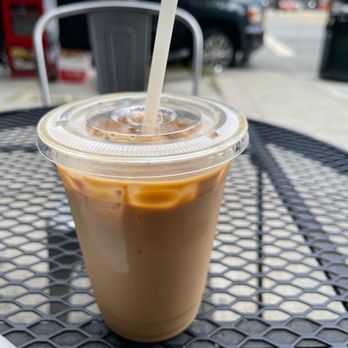 Maxfield's House of Caffeine - Cold brew - Not good - Coffee & Tea Near Me - San Francisco, California