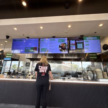 Hummus Republic - Build Your Own Bowl, Pita or Plate - Mediterranean Near Me - Scottsdale, Arizona