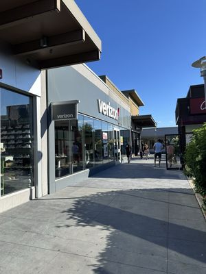 Cross County Center by null