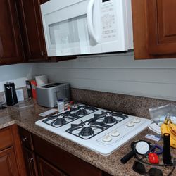 Villa Pacific Apartments - Nice kitchen