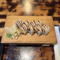 Nanami Cafe - Rainbow Roll